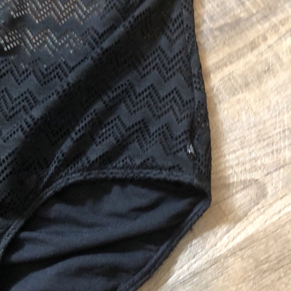 La vie en rose mesh/crochet one piece M - Picture 3 of 6